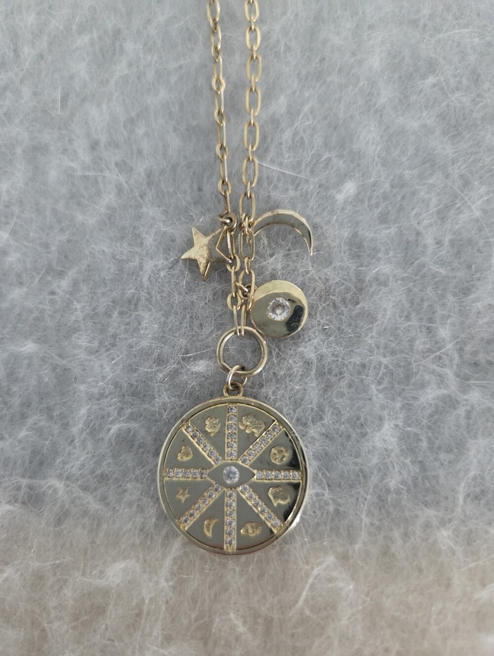 Gold Fashion Necklace